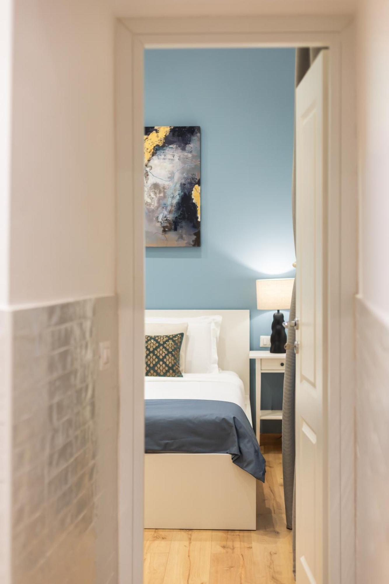 Trevi Fountain Boutique Apartment Рим Екстериор снимка