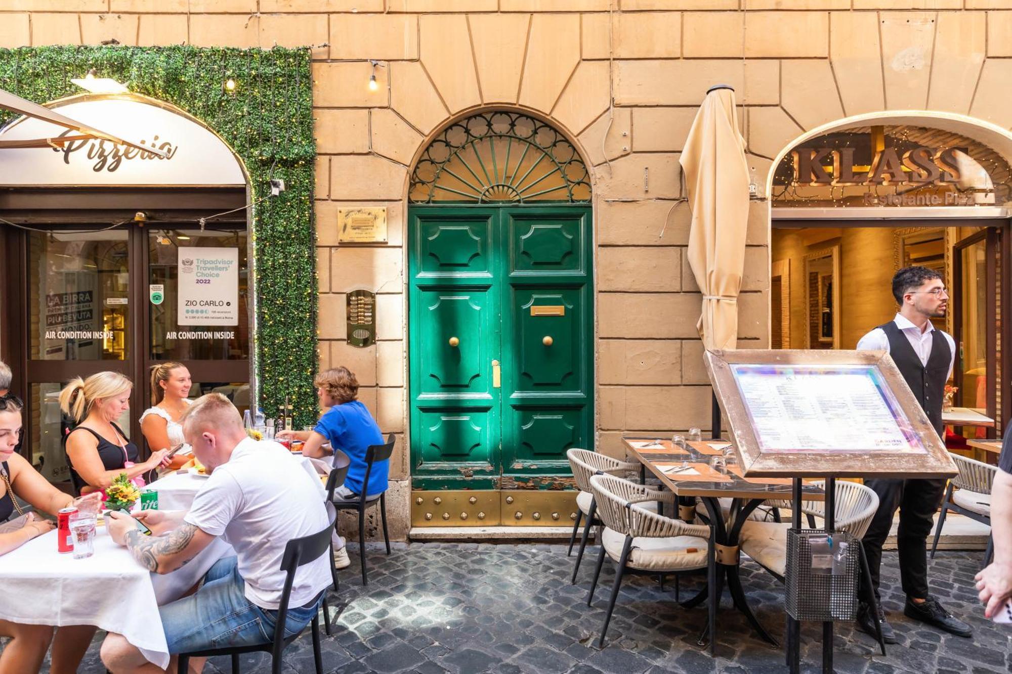 Trevi Fountain Boutique Apartment Рим Екстериор снимка